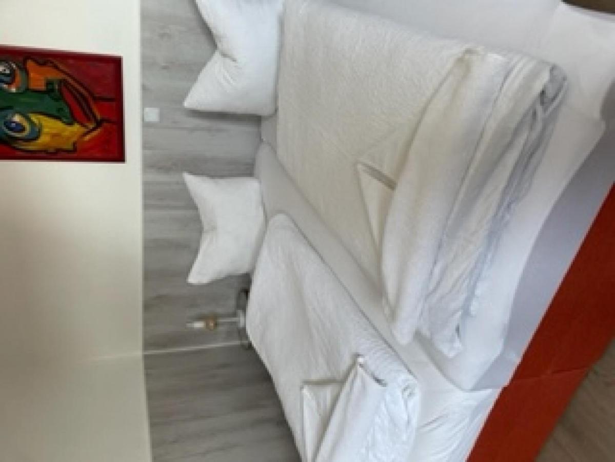 H&H Apartment Im Herzen Von Greifswald Zentral In Der Langen Reihe Extérieur photo