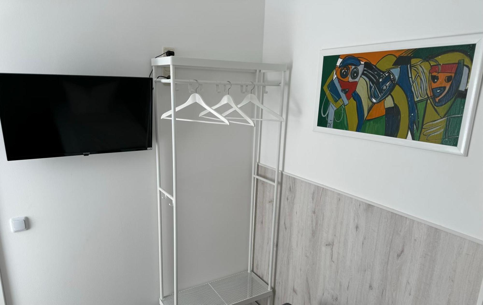 H&H Apartment Im Herzen Von Greifswald Zentral In Der Langen Reihe Extérieur photo