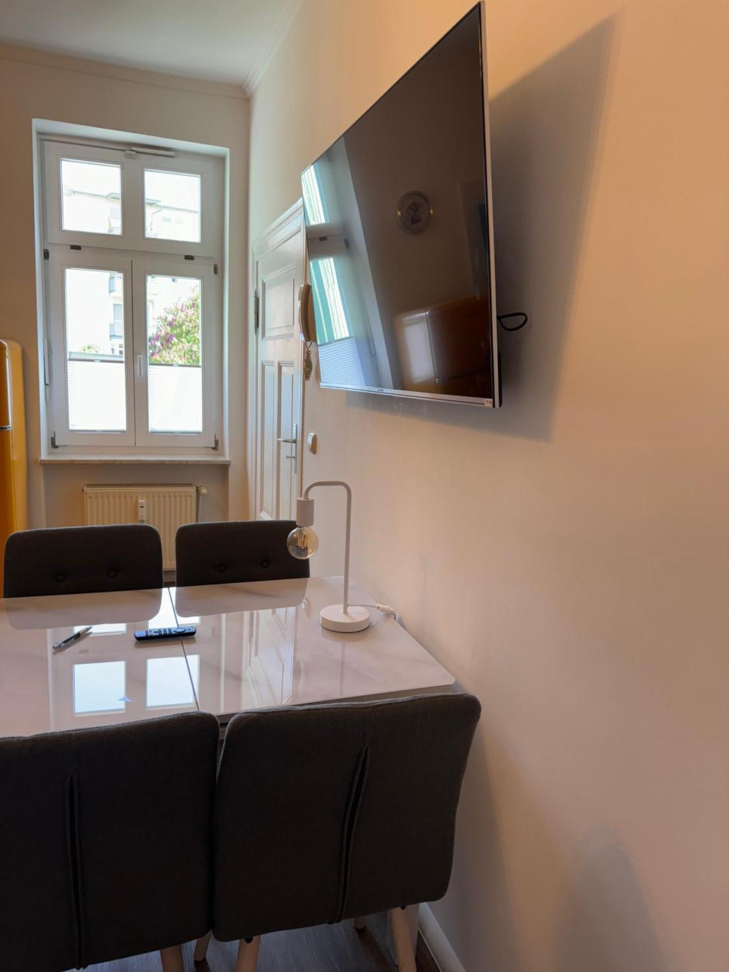H&H Apartment Im Herzen Von Greifswald Zentral In Der Langen Reihe Extérieur photo